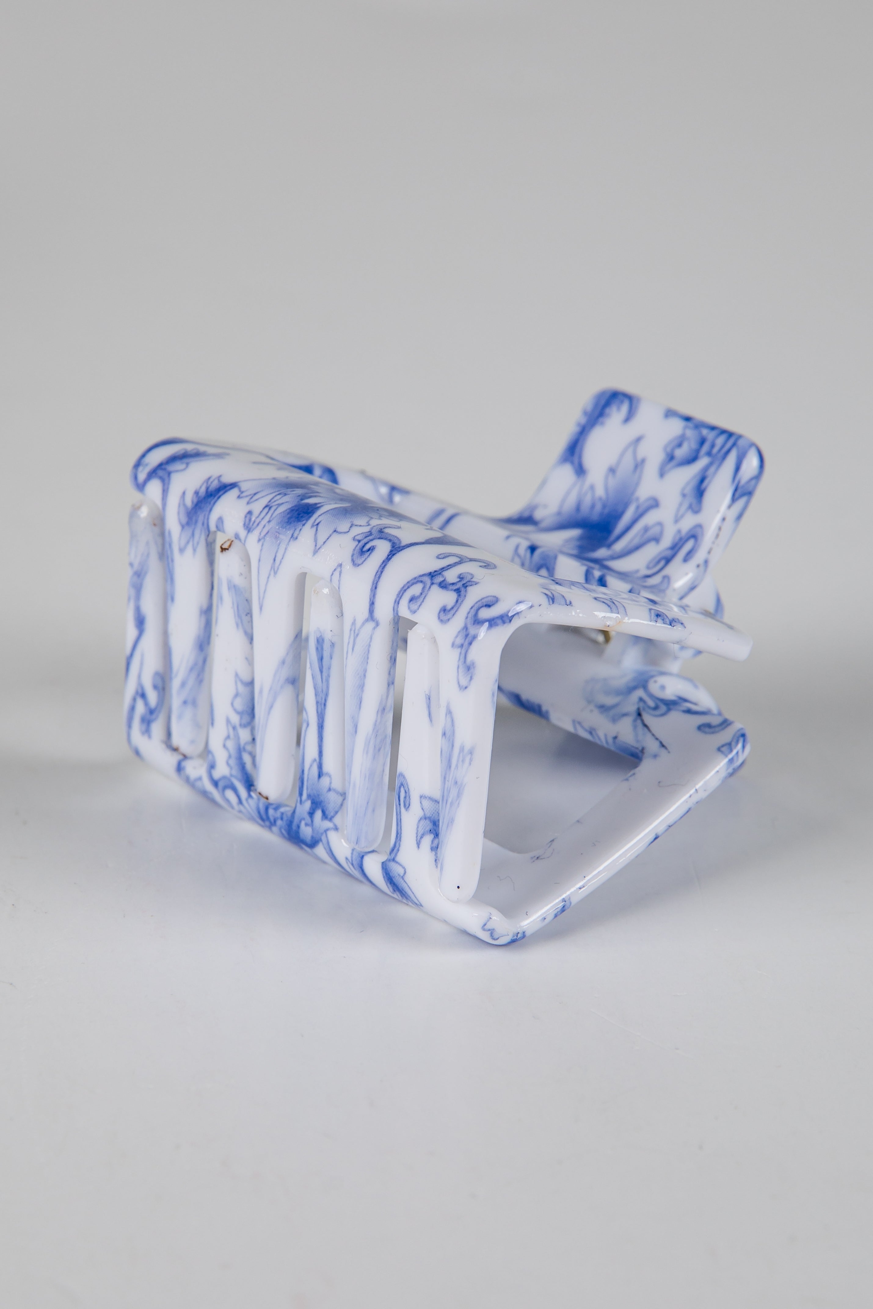 Sweet Credentials Navy Floral Mini Rectangle Claw Hair Clip