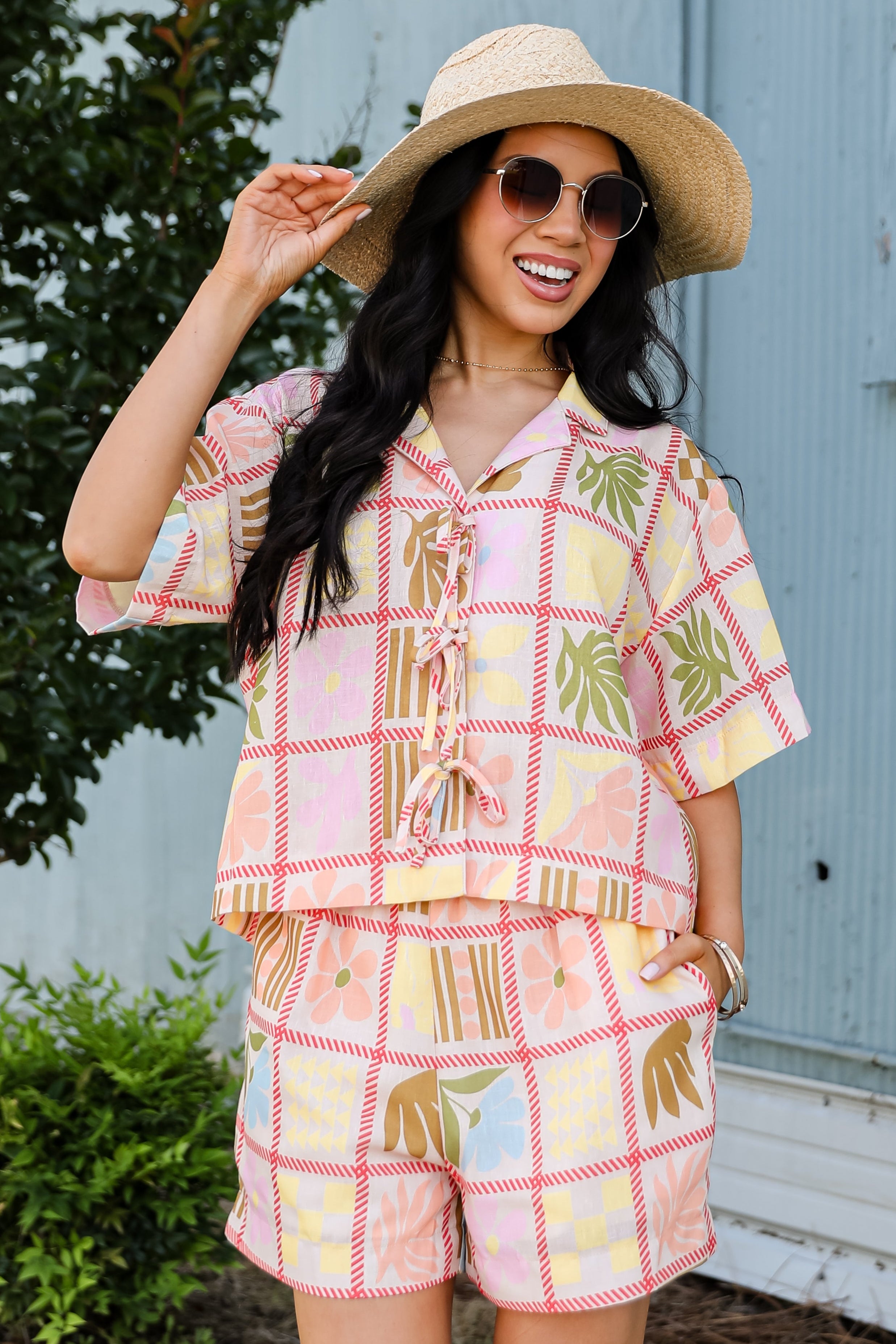 FINAL SALE - Island In The Sun Peach Shorts